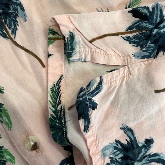 Urban Outfitters UO Palm Print Button Down Shirt Rayon Unisex Medium Tropical - Picture 10 of 11
